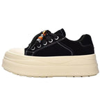 Damen Chunky Plateau-Sneaker mit dekorativen Schnürdetails