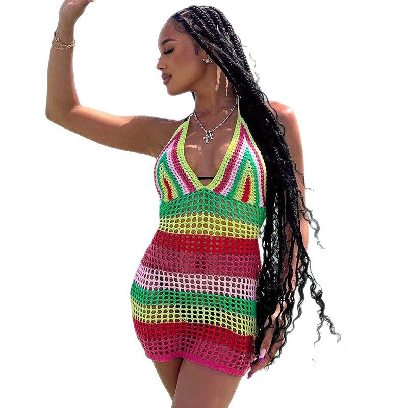 Damen gehäkeltes Strandkleid mit tiefem V-Ausschnitt und buntem Streifenmuster R&B