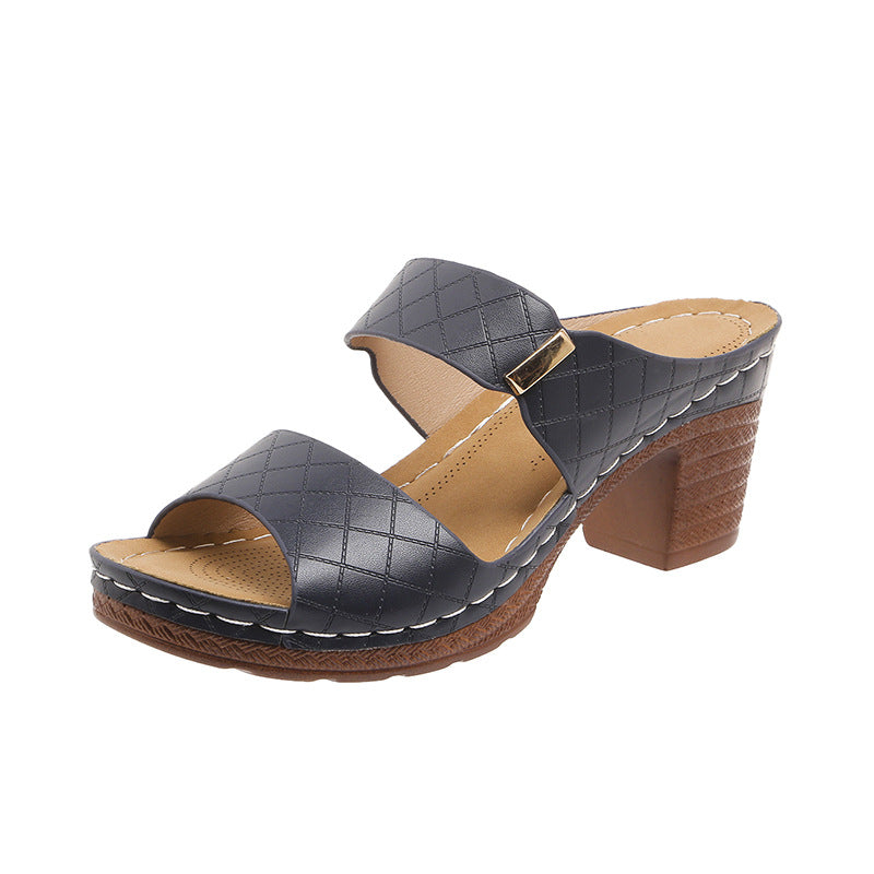 Damen Plateau-Pantoletten mit geschwungenen Riemen und eleganten Details R&B