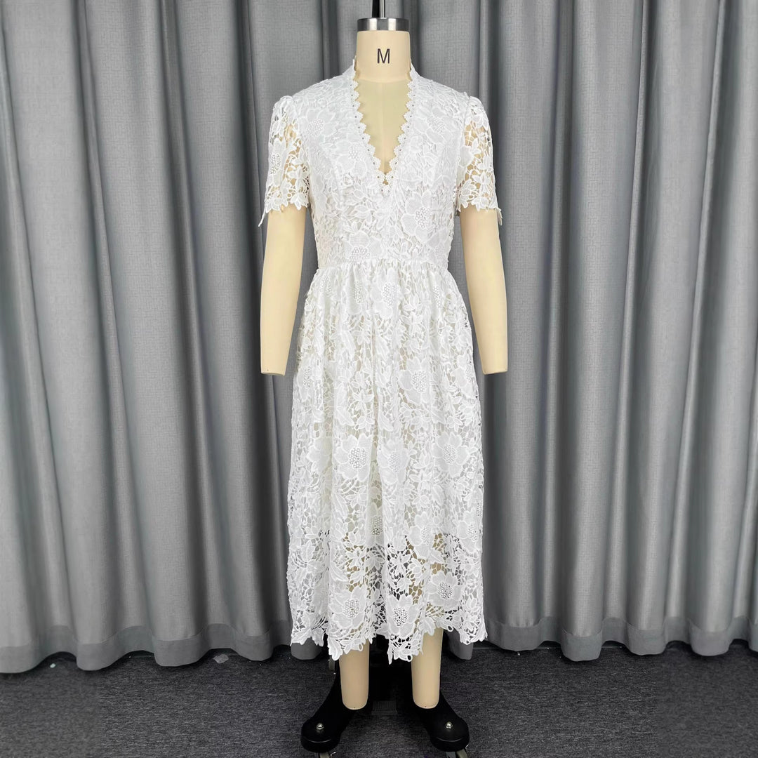 Damen Spitzen-Midi-Kleid mit elegantem V-Ausschnitt und Vintage-Rüschendetails R&B