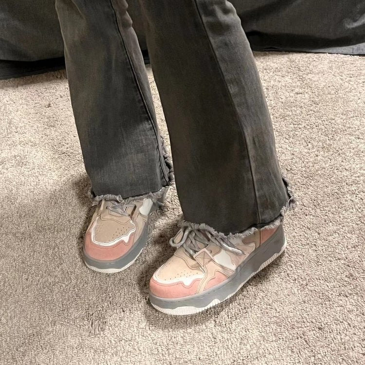 Damen Sportliche Sneakers mit zugeschnittenem Obermaterial und dämpfender Sohle R&B