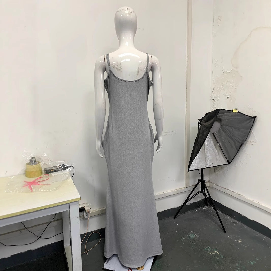 Damen Langes Kleid mit schmalen Spaghettiträgern und figurschmeichelndem Schnitt R&B
