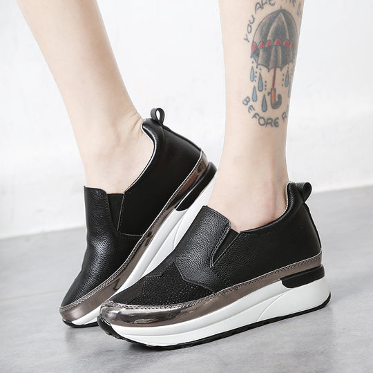 Damen sportliche Slip-On Sneakers mit glänzender Korksohle R&B