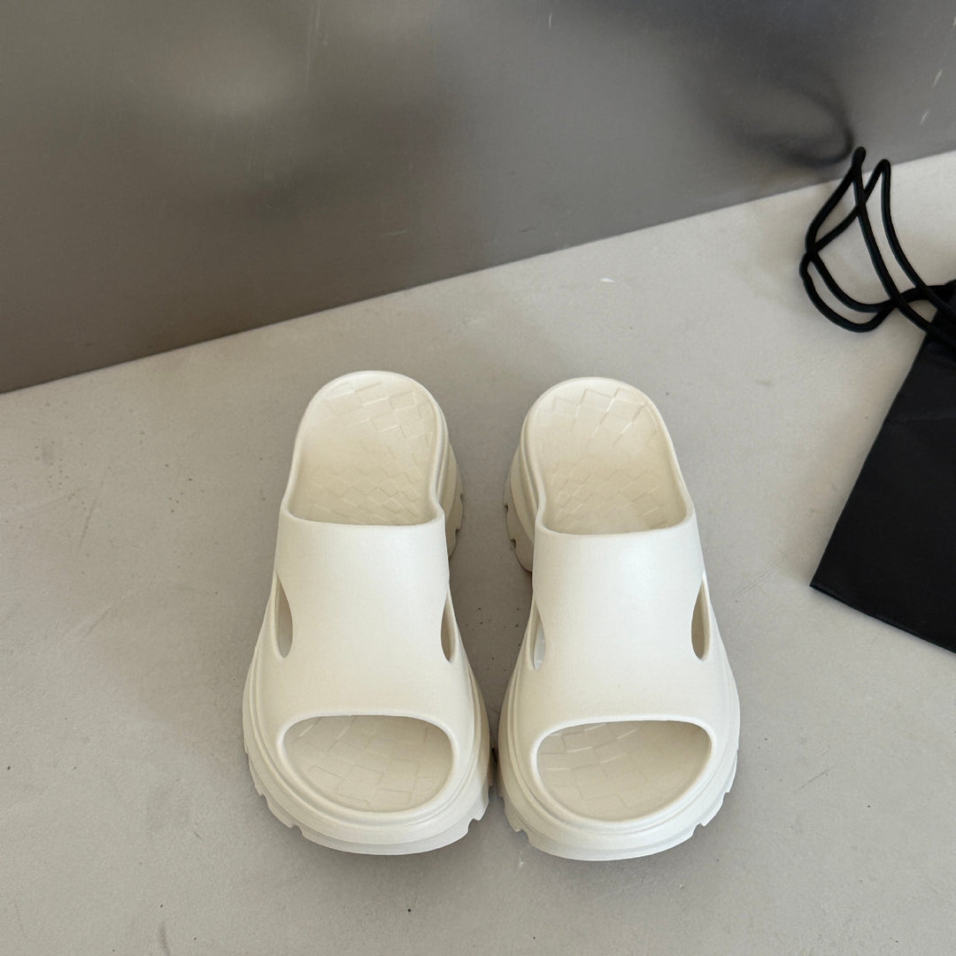 Damen Strand-Sandalen mit ergonomischer Sohle und atmungsaktiver Struktur R&B