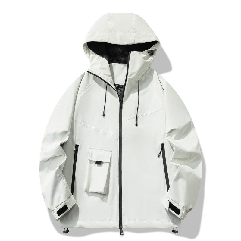 Herren technische Outdoor-Jacke mit wasserabweisendem Material und verstellbarem Kapuzendesign R&B