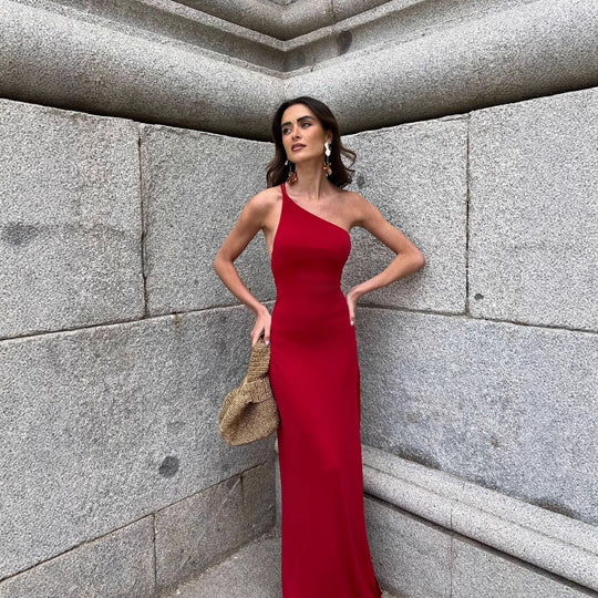 Damen Abendkleid mit asymmetrischem Design und elegantem Schlitz R&B
