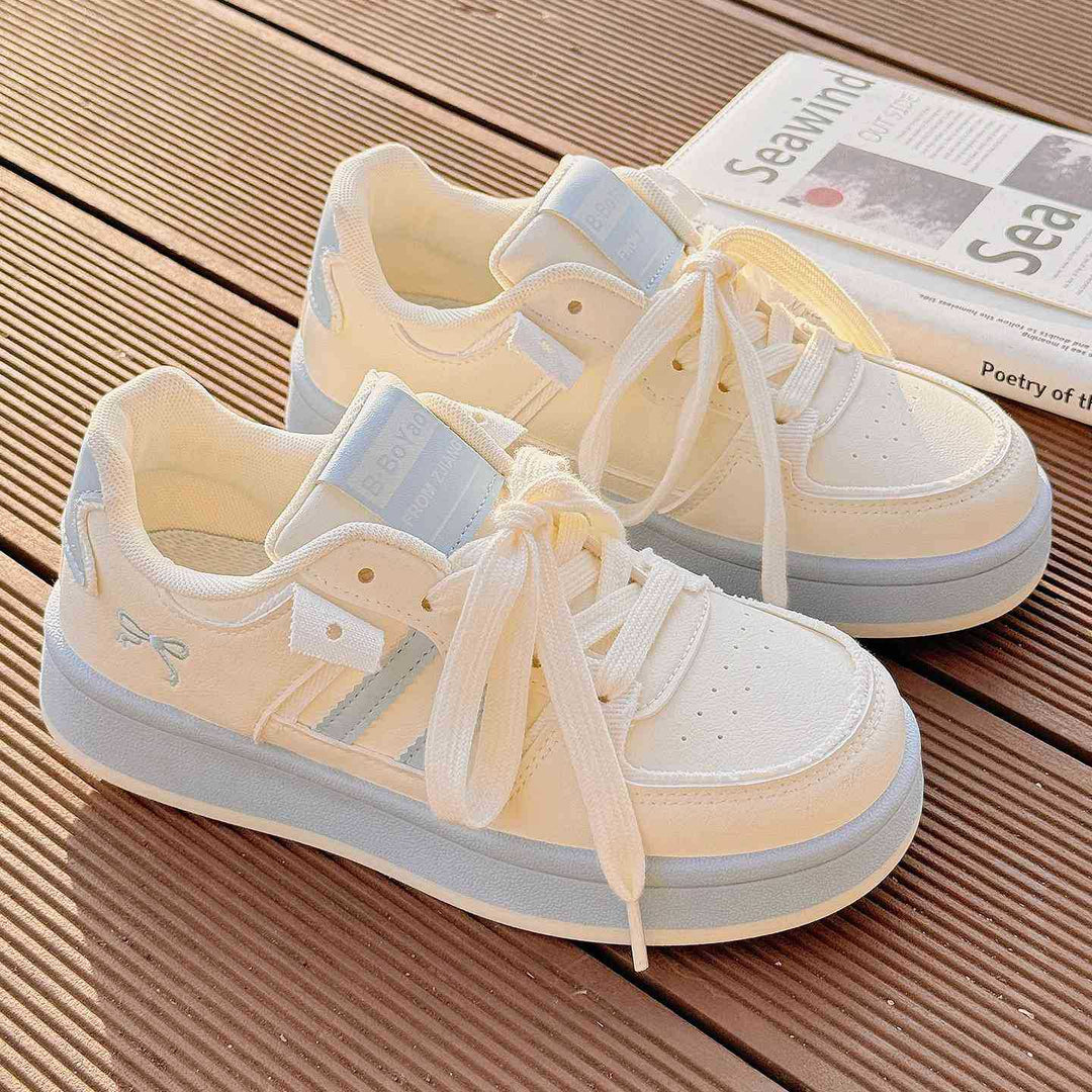 Damen Sportliche Sneakers mit modernen Akzenten und komfortabler Dämpfung R&B