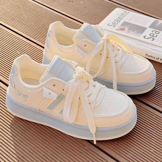 Damen Sportliche Sneakers mit modernen Akzenten und komfortabler Dämpfung R&B