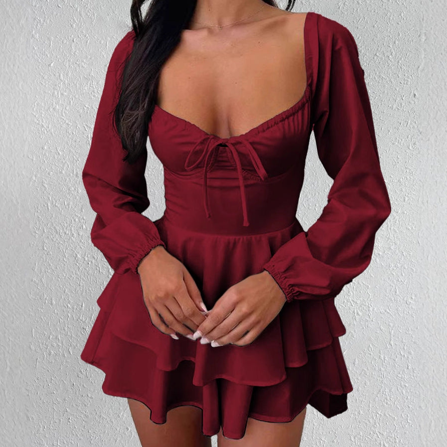 Damen Verspieltes Mini-Kleid mit Rüschensaum und tiefem V-Ausschnitt R&B