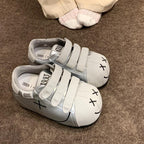 Damen Sneakers mit praktischem Klettverschluss und verspieltem Design