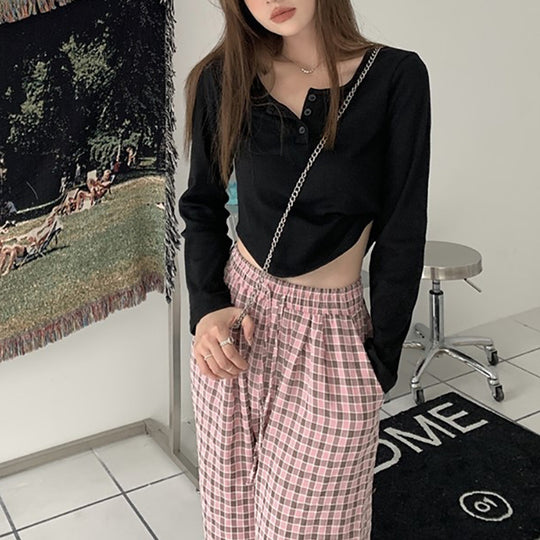 Damen Langarmshirt mit Knopfleiste und feinem Rippdesign