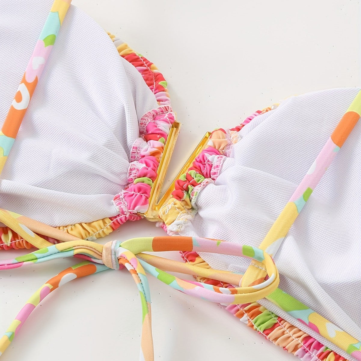 Damen Bandeau-Bikini mit verspieltem Rüschen-Design R&B