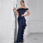 Damen Elegantes Abendkleid mit abnehmbaren Federdetails und asymmetrischem Schnitt R&B