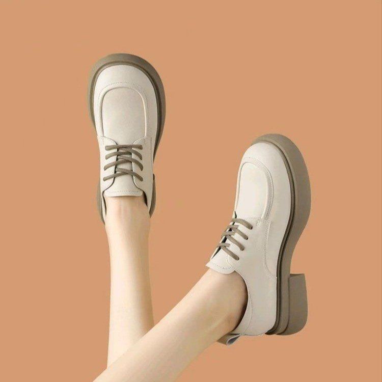 Damen modische Schnürschuhe mit komfortabler Plateau-Sohle
