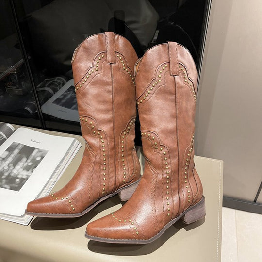 Damen Cowboystiefel mit modischen Nietenakzenten und komfortablem Blockabsatz R&B