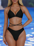 Damen Triangel-Bikini mit raffiniertem Schnitt