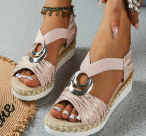 Damen Wedge-Sandalen mit dekorativem Ring und geflochtenem Riemendesign R&B