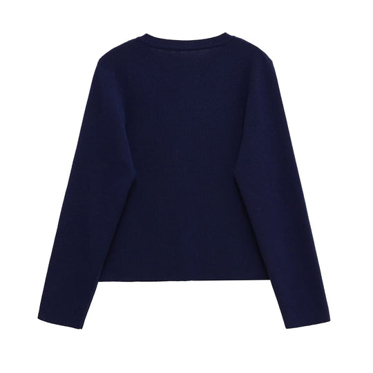 Damen Kleidung aus hochwertigem Strickmaterial mit Knopfleiste und Rundhalsausschnitt R&B