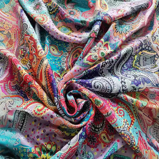 Damen Freizeitkleid im verspielten Paisley-Design R&B