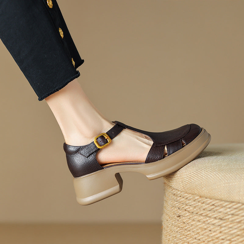 Damen Plateau-Sandalen im eleganten T-Strap Design mit modischem Verschluss