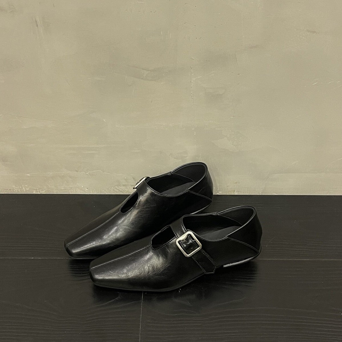 Damen elegante Slipper mit modischer Schnalle R&B