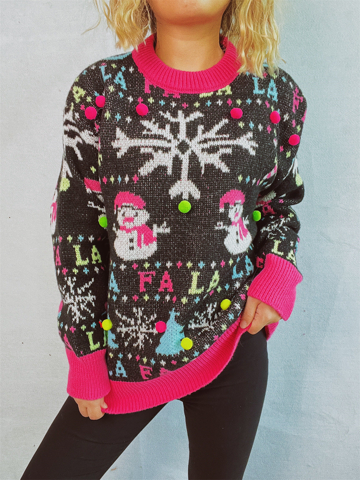 Damen weihnachtlicher Pullover mit bunten Applikationen und festlichem Design R&B