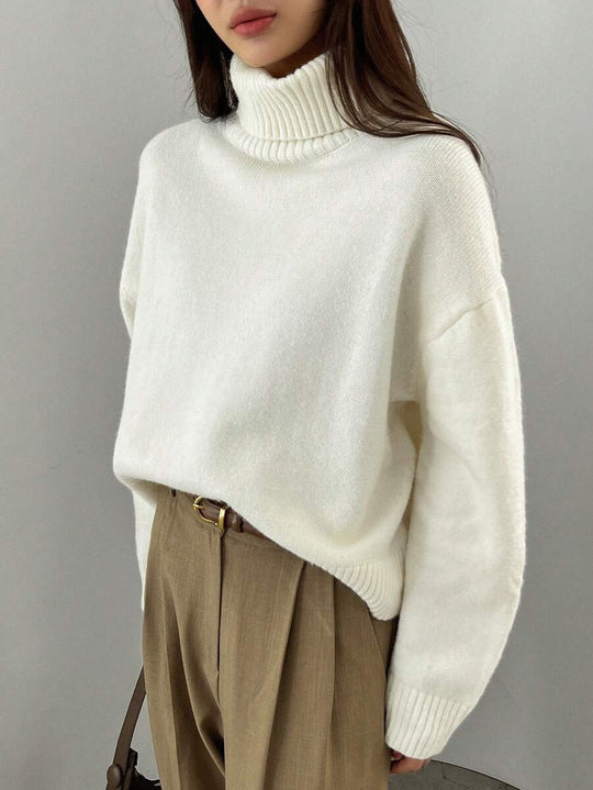 Damen oversized Rollkragenpullover aus weichem Material R&B