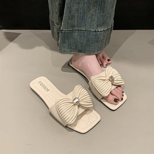 Damen elegante Pantoletten mit Rüschen- und Schmuckakzent R&B