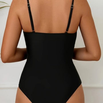 Damen Einteiler Badeanzug mit elegantem V-Ausschnitt und modischem Raffungselement R&B