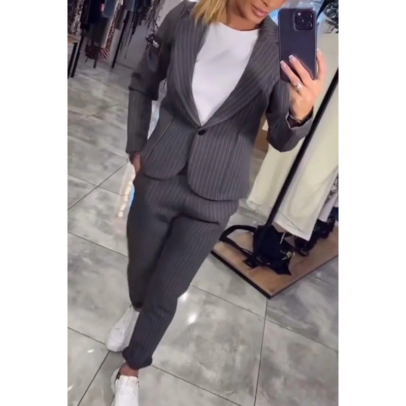 Damen Elegantes business-casual Anzug-Set mit feinen Streifen und modernem Schnitt R&B