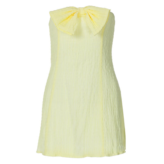 Damen Verspieltes Sommerkleid mit weitem Kragen und plissierten Details R&B