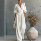 R&B | Eleganter Ärmelloser Jumpsuit mit Tiefem V-Ausschnitt, Taillenbund und Weitem Bein