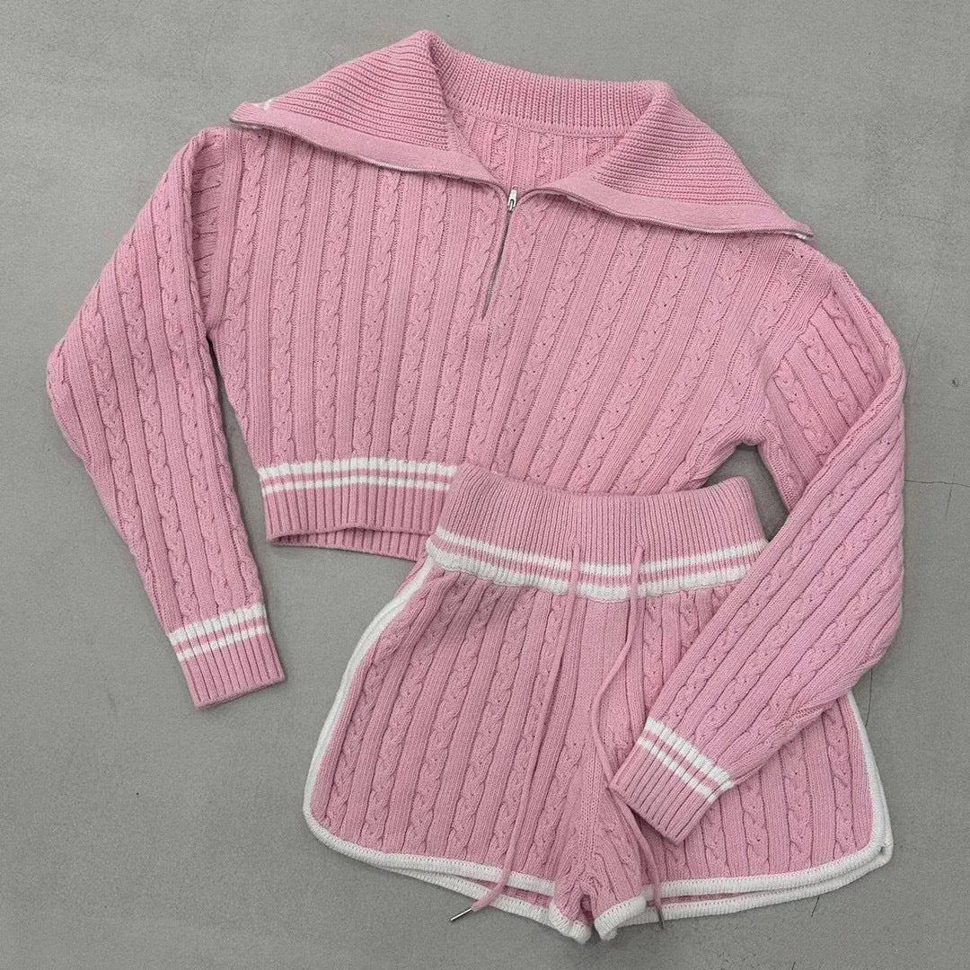Damen Cropped Strickpullover mit hohem Kragen und Shorts im Set