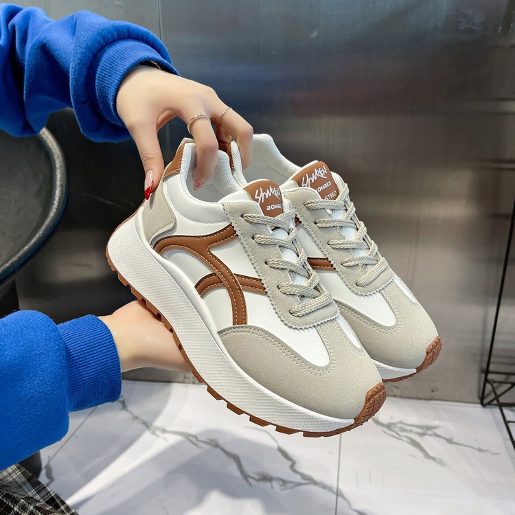 Damen Freizeit Sneakers mit sportlichem Design und komfortabler Dämpfung R&B