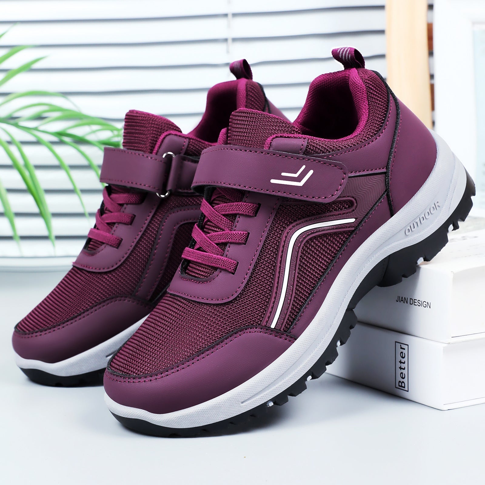 Damen Sportliche Outdoor-Sneaker mit verstellbarem Klettverschluss und griffiger Sohle R&B