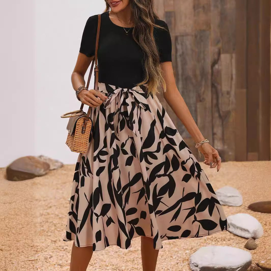 Damen Midi-Kleid mit tailliertem Schnitt und einzigartigem Print R&B