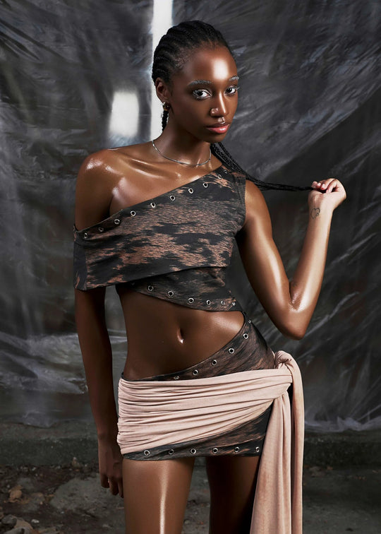 Damen Asymmetrisches Crop-Top mit ausgefallenem Schnitt und dekorativen Ösen R&B