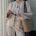 Damen Elegante Strickjacke mit weitem Schnitt und Knopfdetails R&B