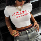 Damen Crop-T-Shirt mit kreativem schriftlichem Design und figurbetontem Schnitt R&B