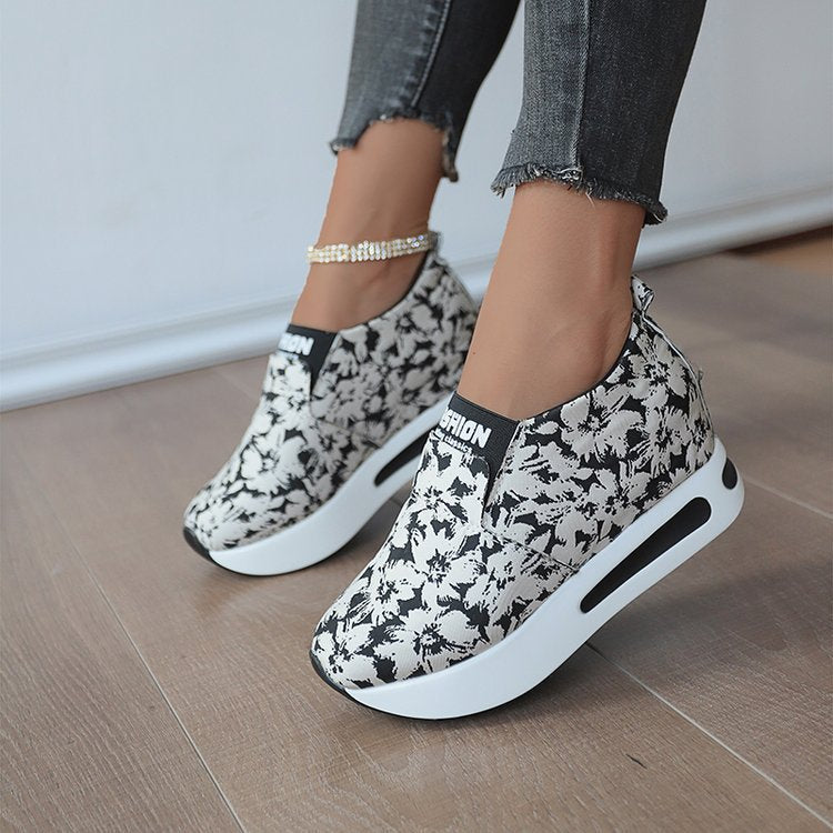 Damen Sportliche Slip-On Sneakers mit floralem Muster und rutschfester Sohle R&B