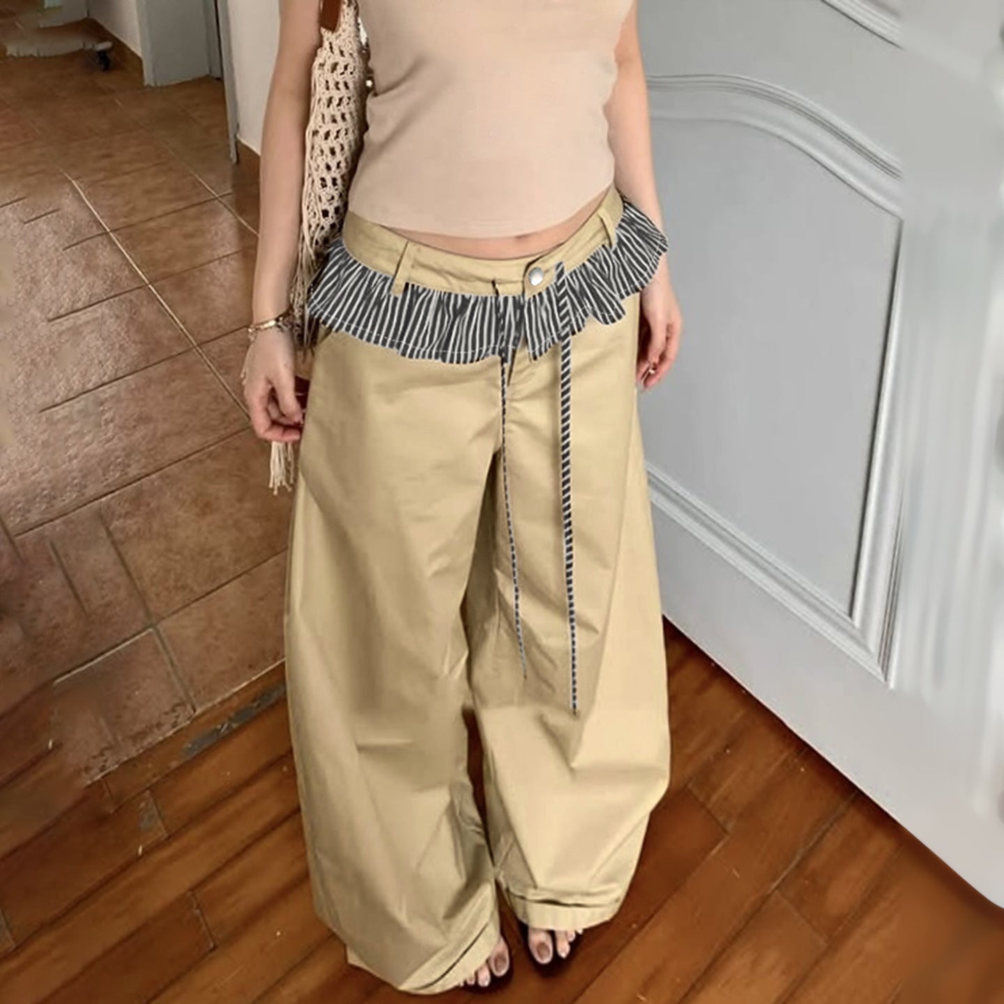 Damen Weite Freizeithose mit Rüschendetails und verstellbarem Bund R&B