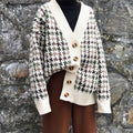 Damen Strickjacke im Hahnentrittmuster mit dekorativen Knöpfen