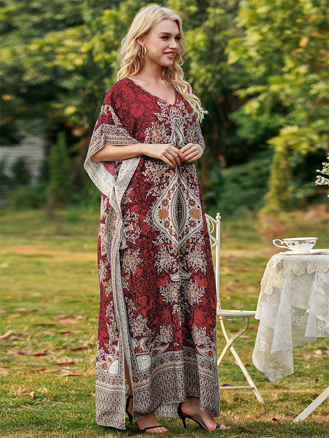 Damen Maxikleid mit detailliertem Floral- und Paisleydesign R&B