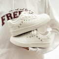 Damen Sneakers mit floralem Stickmuster und bequemer Dämpfung