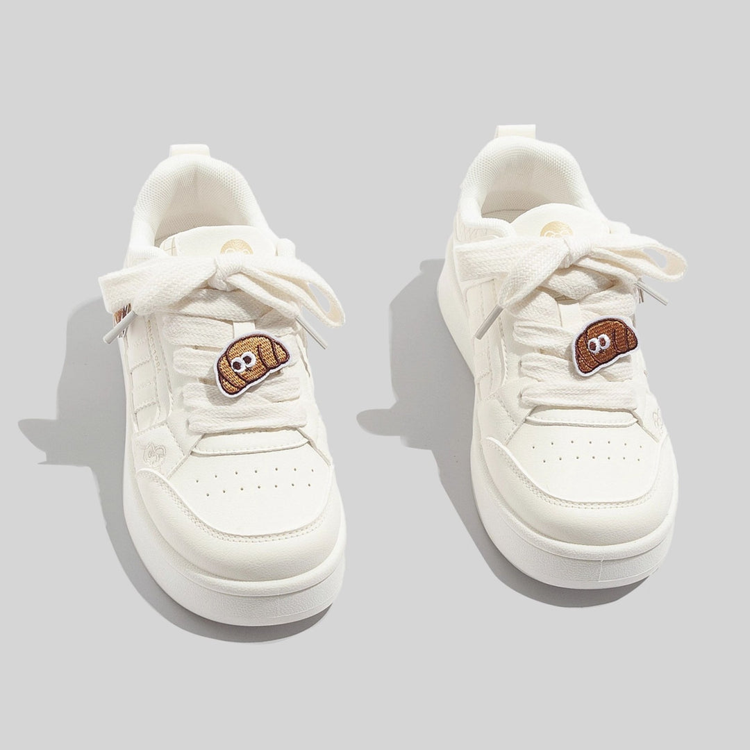 Damen Sneakers im modernen Design mit verspielten Herzmotiven R&B