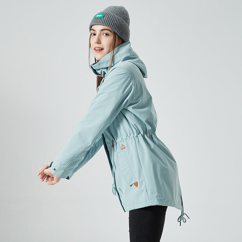 Damen wasserfeste Übergangsjacke mit verstellbarem Kapuzensystem und praktischen Taschen R&B