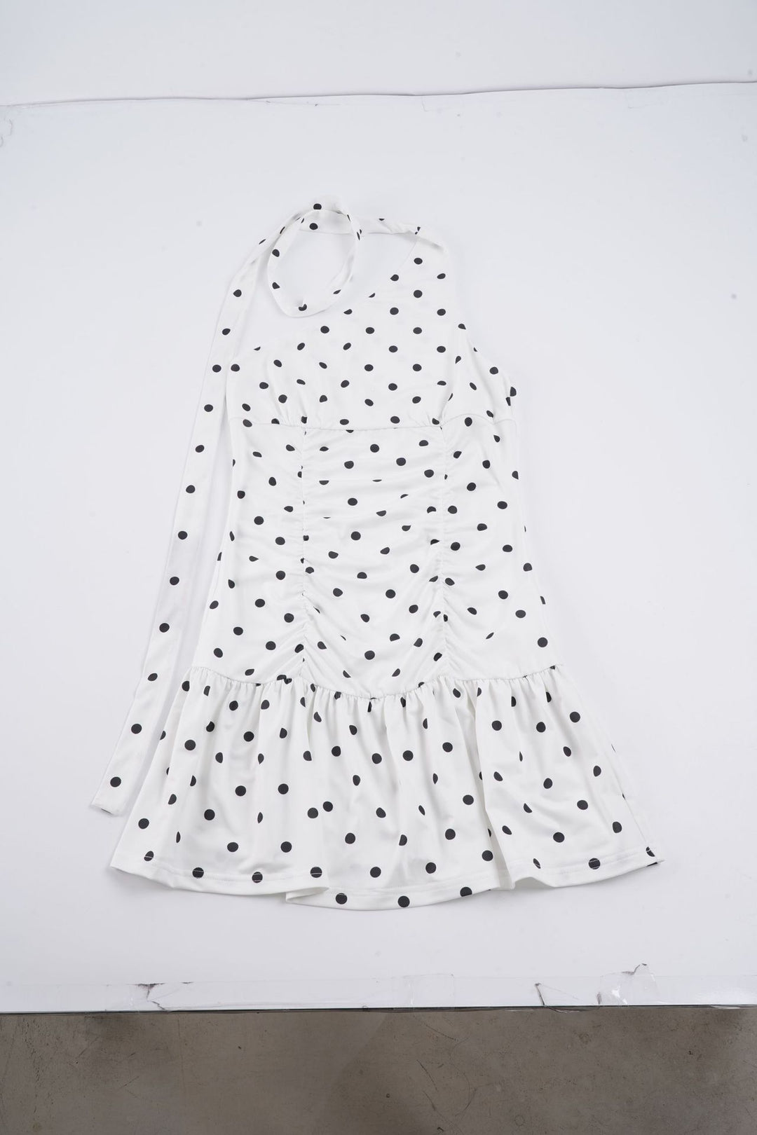 Damen Wasserfallkleid mit asymmetrischem Trägerdesign und Rüschensaum R&B