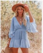 Damen Sommerliches Spitzenkleid mit weitem Schnitt und Knopfdetails R&B