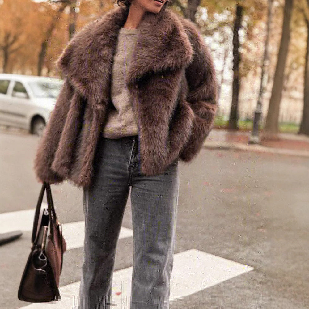 Damen Eleganter Kunstpelzmantel mit voluminösem Kragen R&B