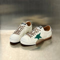 Damen Sneakers im sportlichen Design mit markantem Stern-Detail und ergonomischer Dämpfung R&B